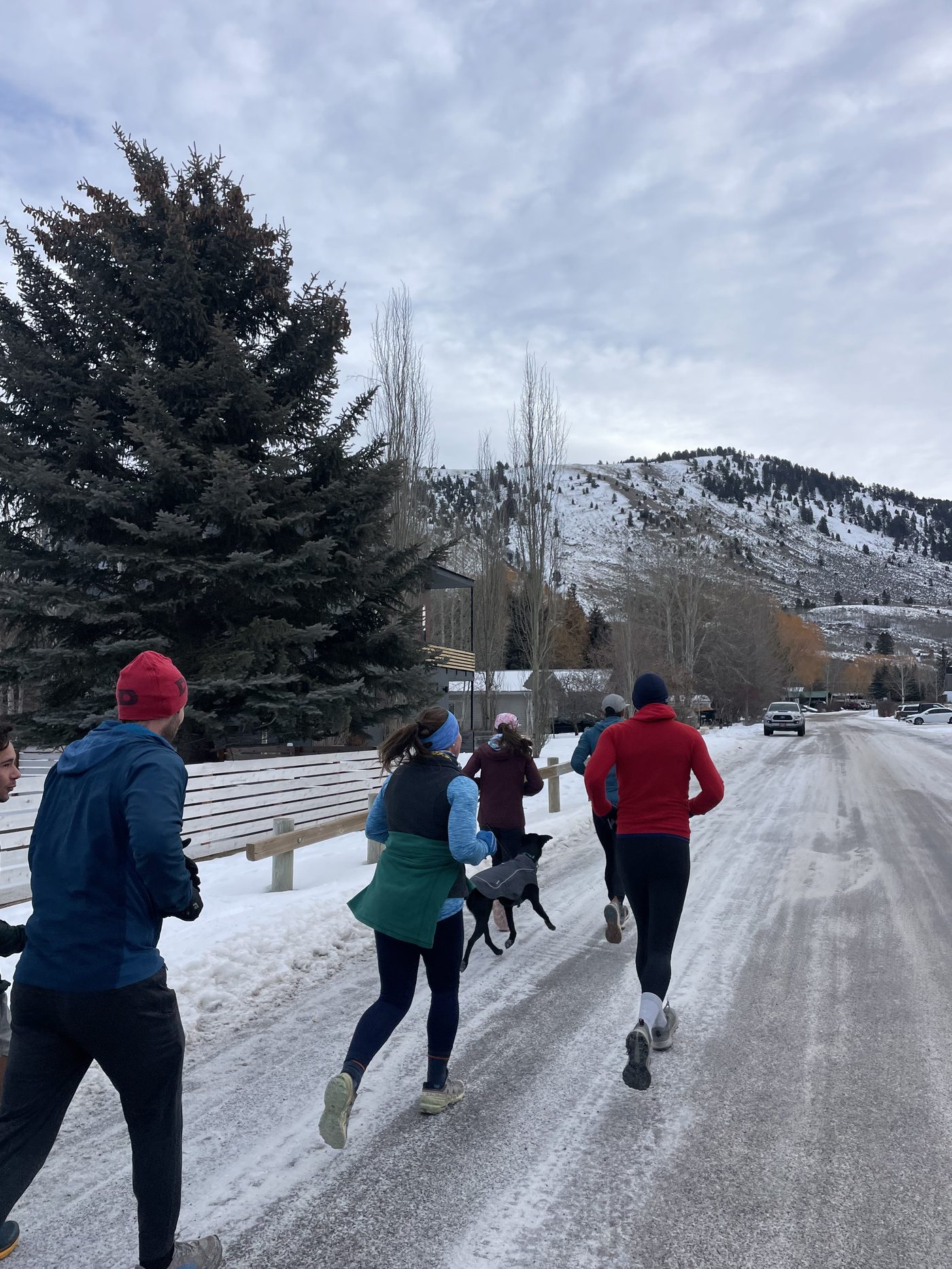Rendezvous Run Club group run